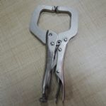 Wide-Mouth Tension Clamp